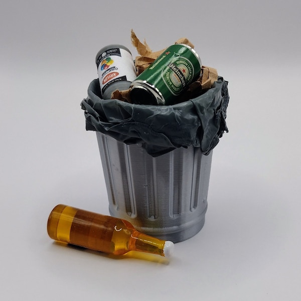 Miniature Trashcan (With Trash) Fingerboard obstacle