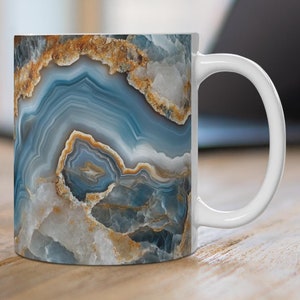 Schöne Geode Muster Keramiktasse, Blau Weiß & Gold Achat Kaffeetasse, Geologen Geschenk, Rock-Liebhaber Teetasse, Blau marmorierte Designtasse