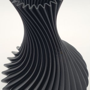 Moderne 3D-Druck Vase, Geschenk Freundin, Elegante Tischdeko, Umweltfreundlich, Minimalistisches Design, Designer Vase, Trockenblumen Vase Bild 6