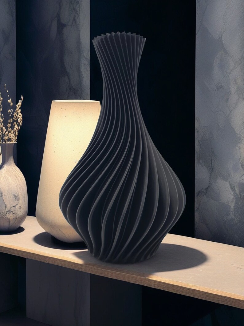 Moderne 3D-Druck Vase, Geschenk Freundin, Elegante Tischdeko, Umweltfreundlich, Minimalistisches Design, Designer Vase, Trockenblumen Vase Schwarz