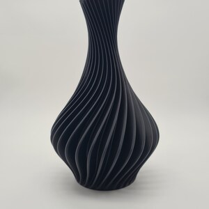 Moderne 3D-Druck Vase, Geschenk Freundin, Elegante Tischdeko, Umweltfreundlich, Minimalistisches Design, Designer Vase, Trockenblumen Vase Bild 3