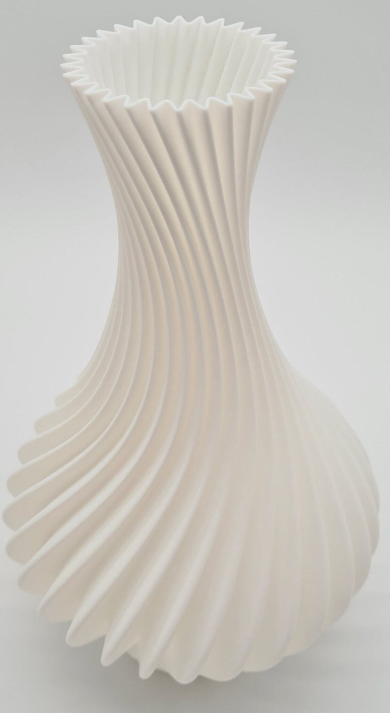 Moderne 3D-Druck Vase, Geschenk Freundin, Elegante Tischdeko, Umweltfreundlich, Minimalistisches Design, Designer Vase, Trockenblumen Vase Bild 7