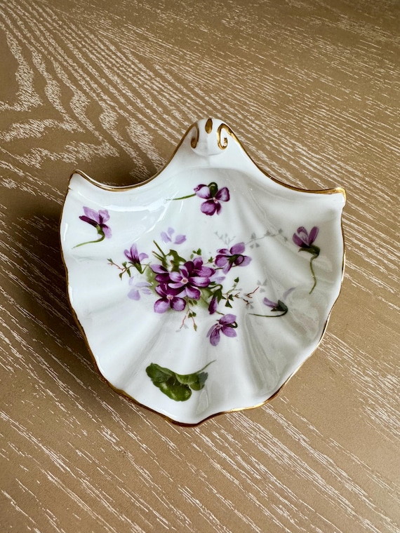 Hammersley Shell Trinket Dish - image 1