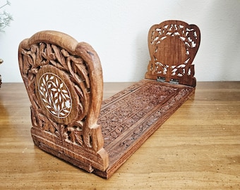 Vintage-Bücherständer aus geschnitztem Holz, verstellbar, mit floralem Design