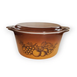 Vintage Pyrex Old Orchard Casserole Dish Baker with Lid 473
