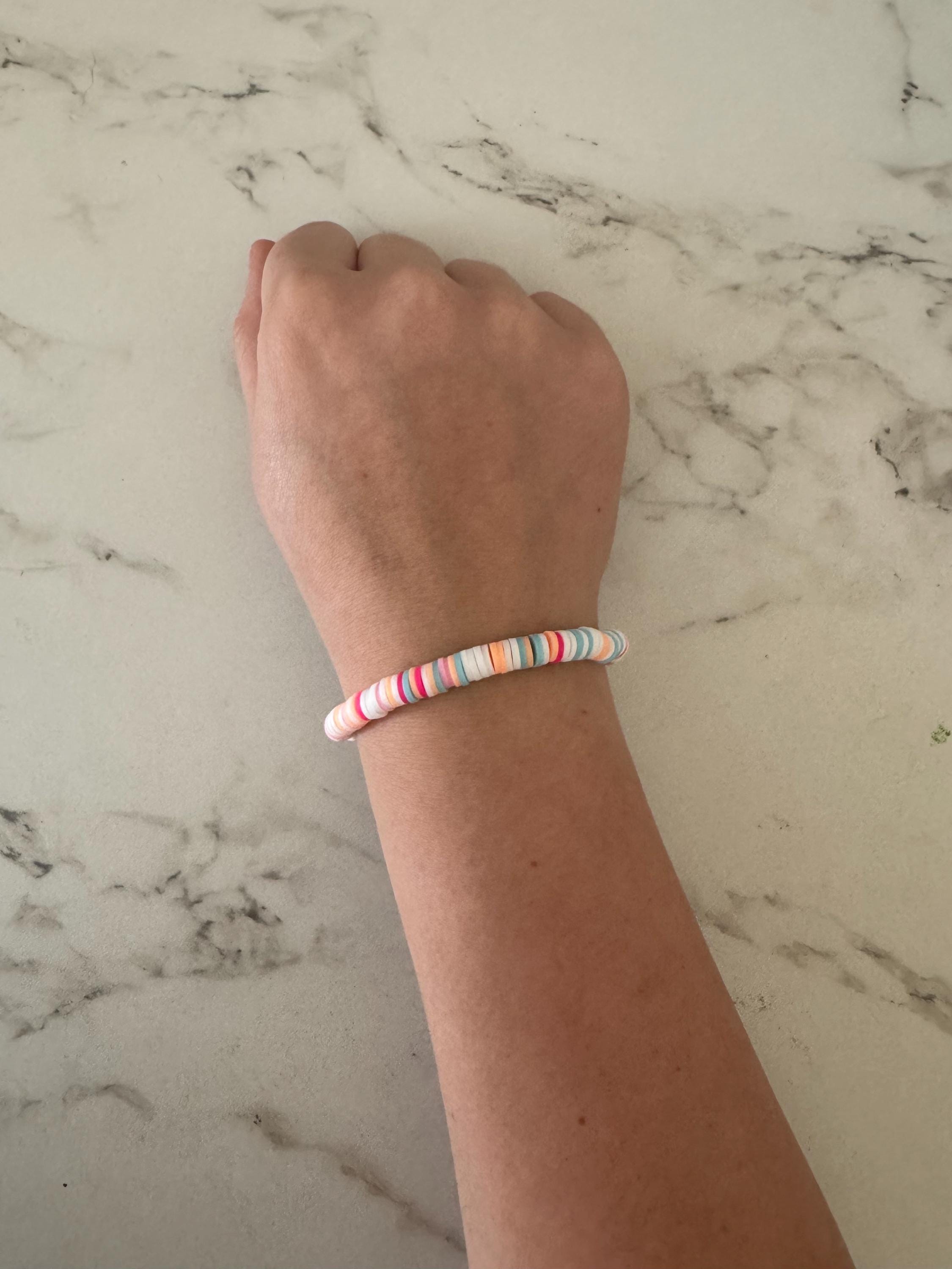 Bracelet de perles d'argile rose Summer