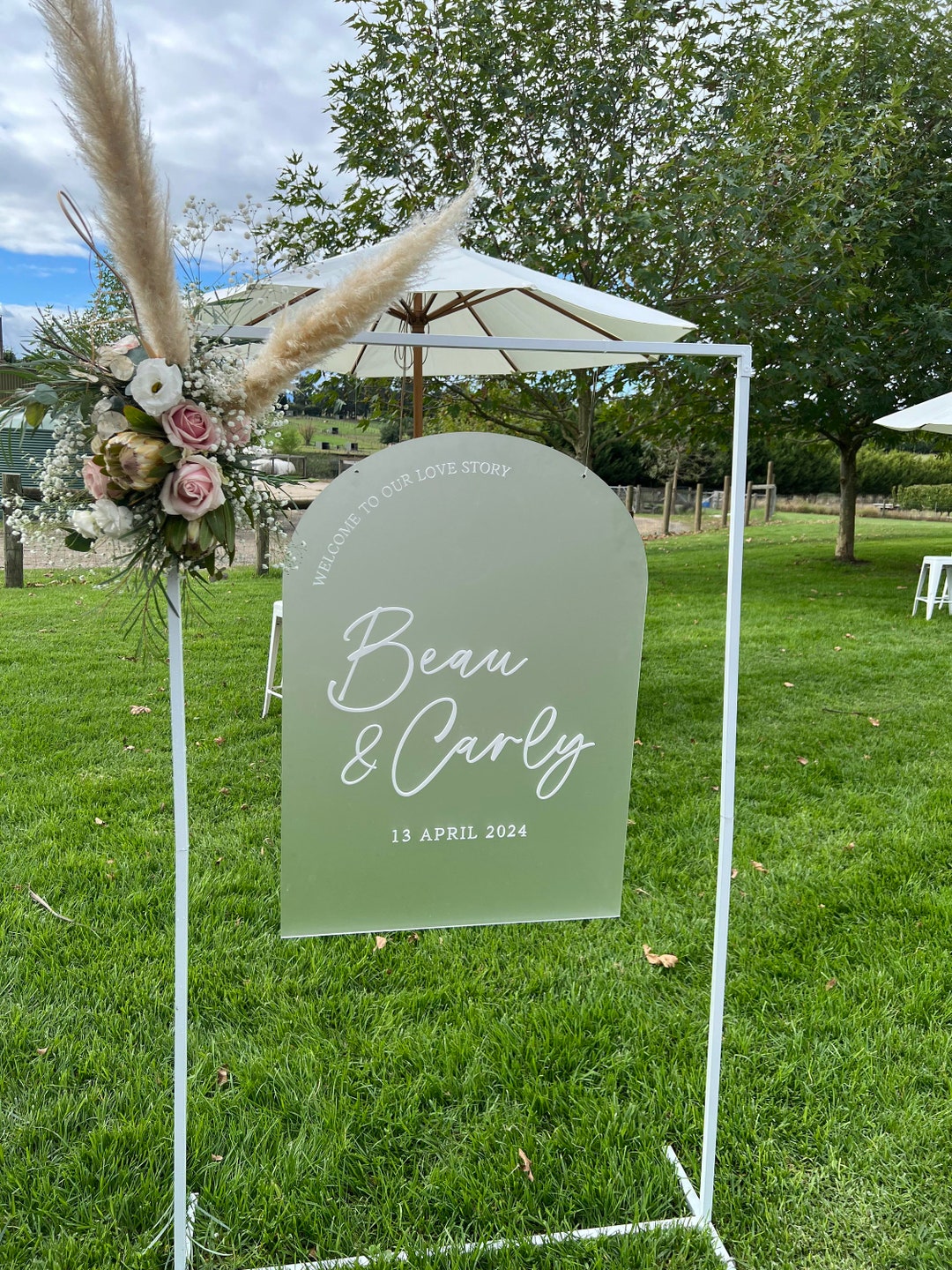 Arch Welcome Sign / Bar Signs / Wedding Signs - Etsy