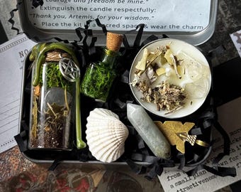Goddess Artemis Spell Box - Altar offering | Moon & Hunt Goddess Ritual Kit | Goddess Artemis Altar Set Kit | Witch gift box