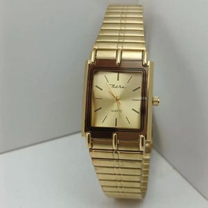 Men’s Vintage Gold Rectangle Watch | Retro Quartz Wristwatch with Minimalist Dial | Classic Gold-Tone Bracelet Watch Gift for Him