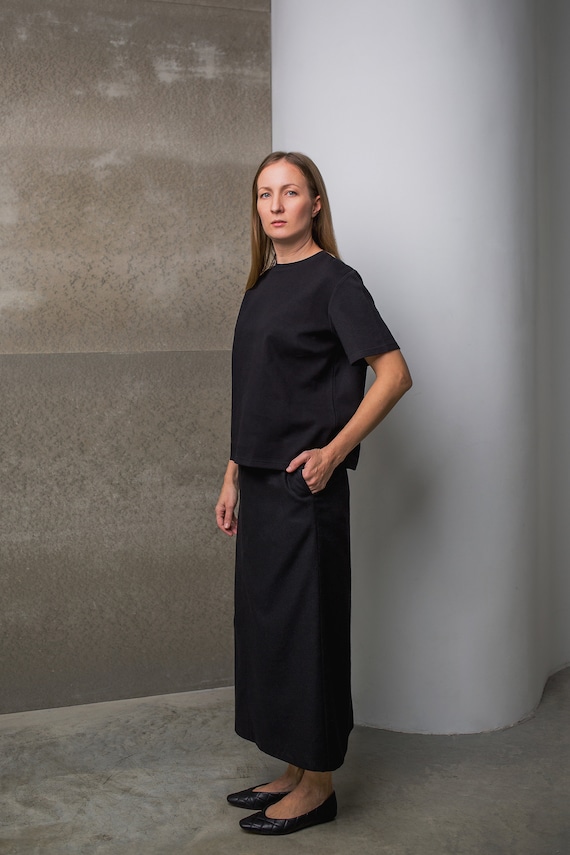 Black Essential Cotton T-shirt