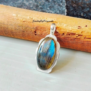 Handmade Labradorite Pendant: 925 Sterling Silver Friendship Jewelry