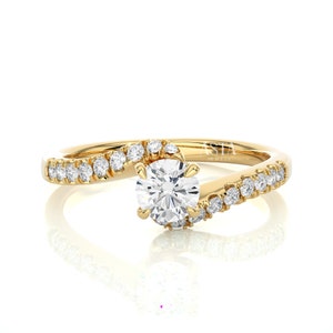 Vintage Style Round Lab Grown Diamond Engagement Ring, Pave Solid Gold Wedding Ring for Women, Antique Ring Anniversary Gift for Her