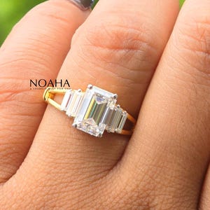 2.50 CT Emerald Cut Lab Grown Diamond 5 Stone Engagement Ring, Side Baguette Lab Grown Ring, Wedding Ring for Her,IGI Certified Diamond Ring