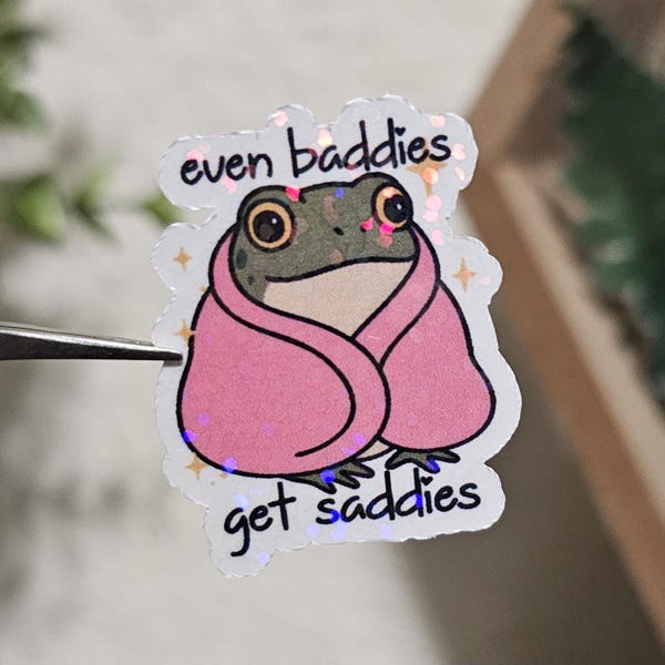 Pegatina de rana "Hasta los malos se entristecen" – Meme antisocial divertido – Rana adorable para portátil, botella de agua, agenda y Kindle