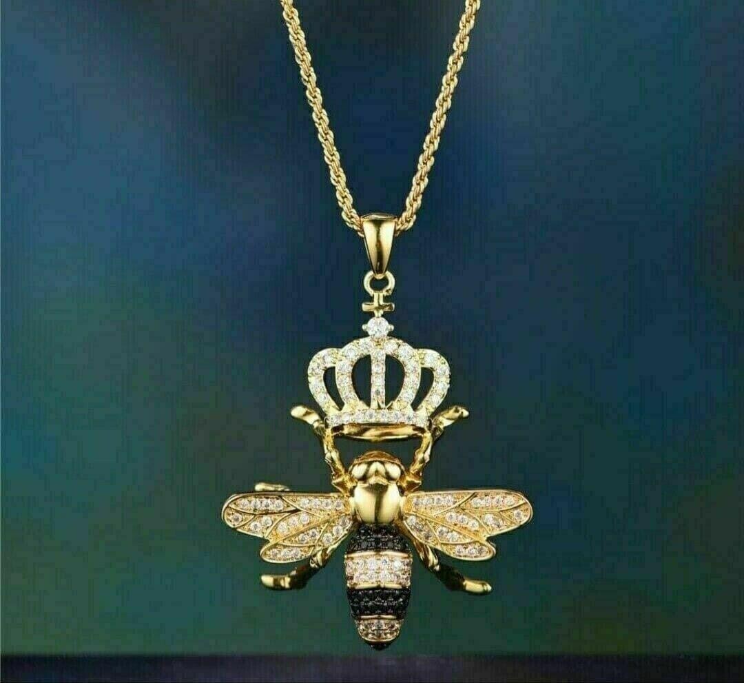 Honey Bee Shape Pendant, Round Cut Cubic Zirconia Diamond