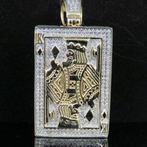 Herren King Card Poker Anhänger, Diamantanhänger im Rundschliff, 14K Gelbgold überzogen, Geschenke für Herren, Hip Hop Custom Anhänger, 925 Sterlingsilber