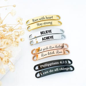 カスタムランニングシューズタグ、ランナーとサイクリストのためのシューズタグID、金属製シューレースチャーム、ランニングギフト、マラソンギフト、シューズアクセサリー、シューバー