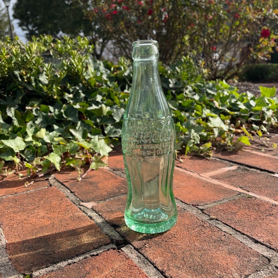 1949 Hobbleskirt Coca-cola Bottle/embossed Coca-cola 6-fl