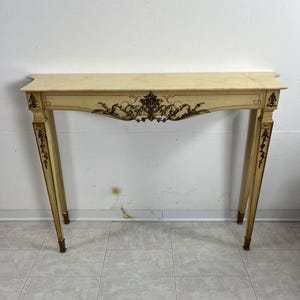 Neoklassieke Italiaanse consoletafel, gelakt hout, marmeren blad, jaren 30