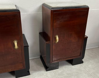 Set of 2 Italian Art Deco bedside tables with marble tops, 1930s