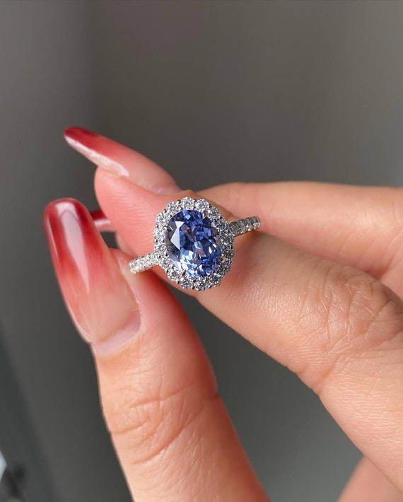 3.00CT ファンシーブルーオーバルラボグロウンダイヤモンドハロー 