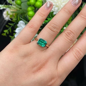 Emerald Cut Green Gemstone Ring | Vintage Style Engagement Ring | Gold Solitaire Statement Ring | October Birthstone Jewelry Gift for Her