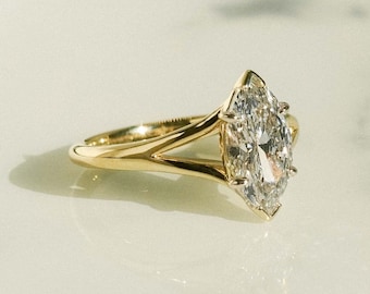 2.00CT Marquise Lab-Created Diamond, marquise leaf ring, unique engagement ring, Gift for her