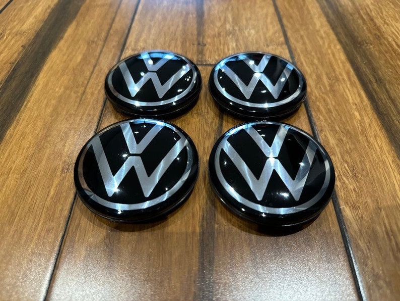 4x Tapas centrales para llantas de aleación Volkswagen para el nuevo modelo VW 65 mm 5HO 601 171