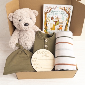 Baby Gift Box, Baby Boy Gift Box, Baby Gifts Personalized, Baby Shower Gift Boy, Gifts for Baby Boy, New Baby Gift Basket, Custom