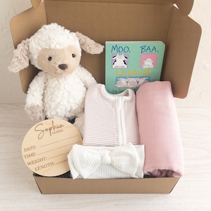 Baby Gift Personalized, New Baby Gift Box, Baby Gift Set, Baby Girl Gifts, Newborn Gift, Baby Shower Gift Basket, Custom Baby Gifts