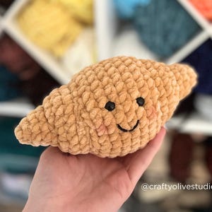 Croissant Amigurumi Crochet Pattern, Chunky Pastry Food (English PDF Pattern)
