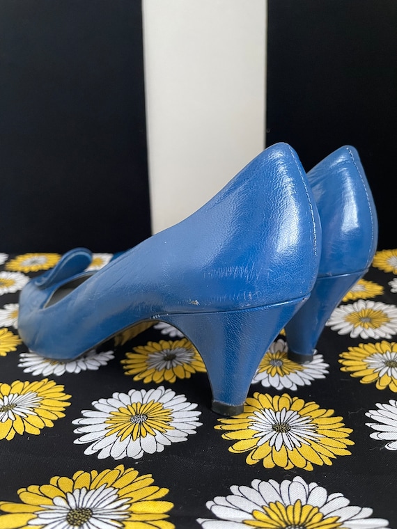 vintage blue heels