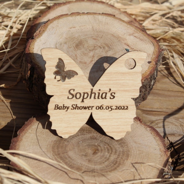 Personalisierte Baby-Dusche-Tag, Baby-Dusche-Bevorzugungen,, personalisierte Holz-Baby-Dusche-Bevorzugung-Tags, Holz-Tag, Schmetterling Holz-Tag, Schmetterling