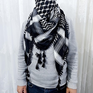 Tasseled Palestinian Keffiyeh, Palestinian scarf, Palestinian kufiya, Palestine keffiyeh, Tassel Keffiyeh, men women shemagh