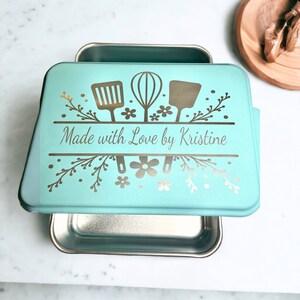 Personalized Cake Pan Personalized gift for women Personalized bakeware Custom name baking dish gift for mom Custom gift for Bride image 3