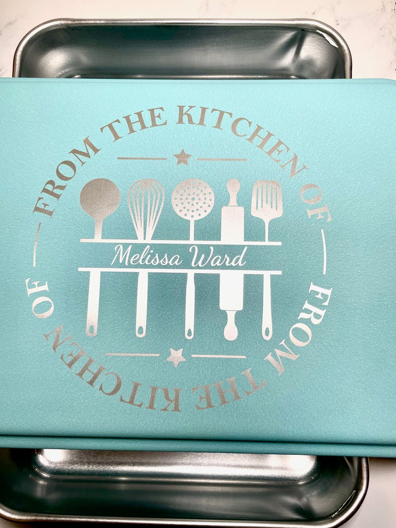 Personalized Cake Pan Personalized gift for women Personalized bakeware Custom name baking dish gift for mom Custom gift for Bride image 4