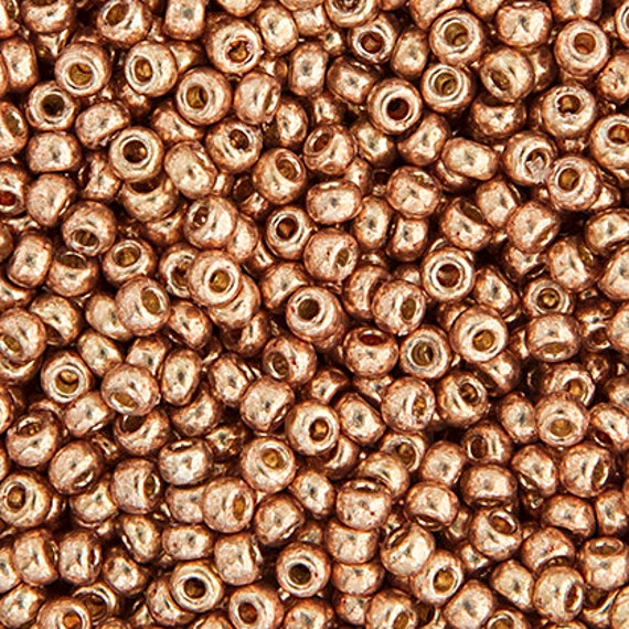 11-4204, Miyuki 22g Duracoat Galvanized Champagne 11-4204, Miyuki 22g Duracoat Galvanized Champagne