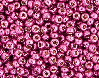 11-4210, Miyuki 22g Duracoat Galvanized Hot Pink 11-4210, Miyuki 22g Duracoat Galvanized Hot Pink