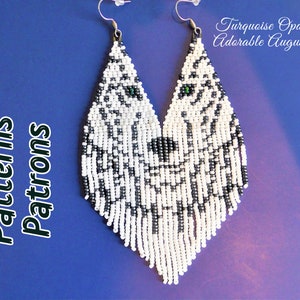 Könnte beinhalten: Weiße und schwarze Perlenohrringe mit einem Wolfskopfdesign. Die Ohrringe sind lang und hängen herunter. Der Text "Patterns" und "Patrons" ist auf der linken Seite des Bildes sichtbar. Der Text "Turquoise Opaque Adorable Augustine" ist auf der rechten Seite des Bildes sichtbar.