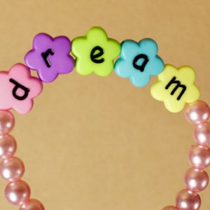 DREAM | Kid&#39;s Beaded Bracelet