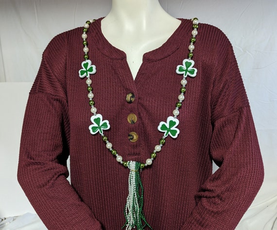 St. Patrick's Day Clover Bead Necklace - image 1
