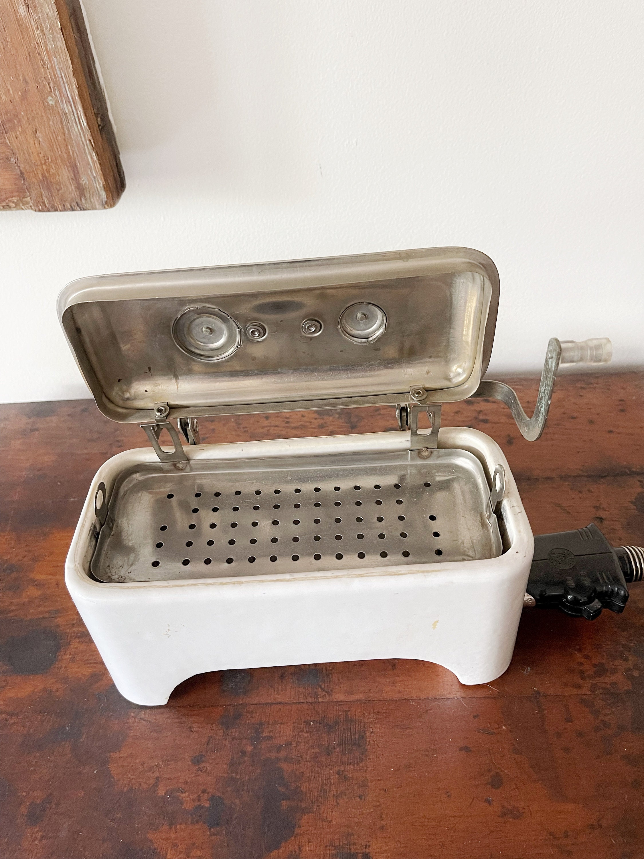 マッサージベッド ANTIQUE STERILIZER リメイク品 一点物 ブロカント