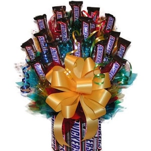 Snickers Candy Bar Arrangement