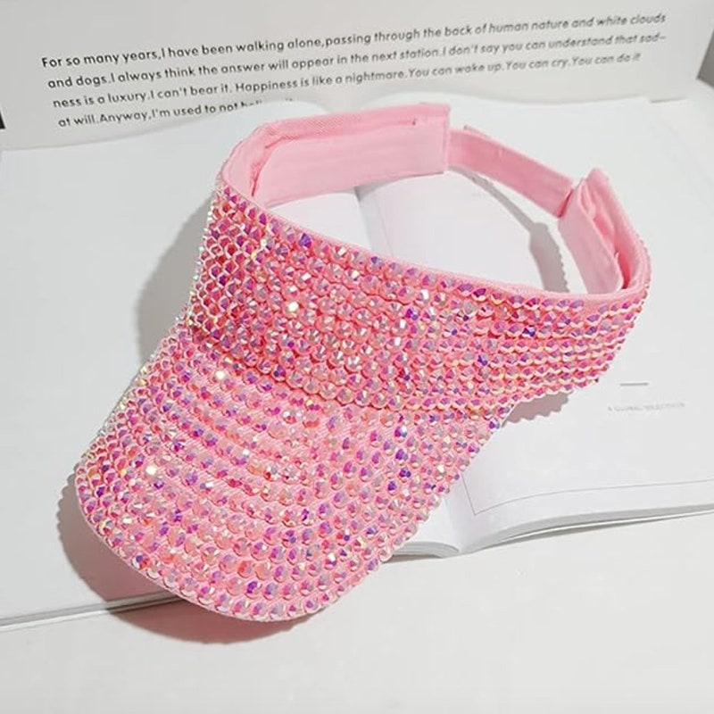 Casquette 'Kiss Me' Avec Strass - Modèle Bas (Low Profile) - Taille Unique - 100% Coton - Neuf Avec étiquettes