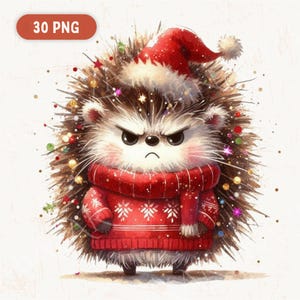 Peut inclure: Une illustration numérique d'un hérisson grincheux portant un pull en tricot rouge avec des motifs de flocons de neige blancs et un bonnet de Père Noël rouge assorti. Le hérisson est entouré de lumières festives colorées. Texte 30 PNG.