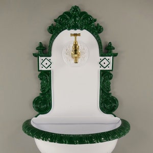 Elegant Aluminum Cast Wall Fountain: Green/White Modern Outdoor Garden Decor for Tranquil Serenity