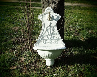 Fountain of Love: Romantic Rustic White Cast Aluminum Wall Fountain