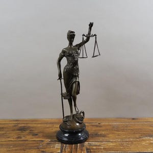 Bronze sculpture justice by a mayer - Etsy 日本