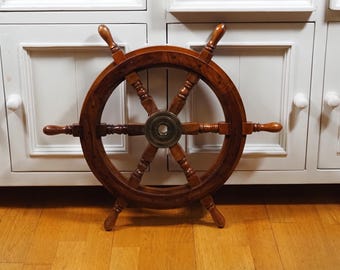 Large Nautical Ship Steering Wheel – Handcrafted Maritime Wall Decoration in Polished Brass and Solid Wood