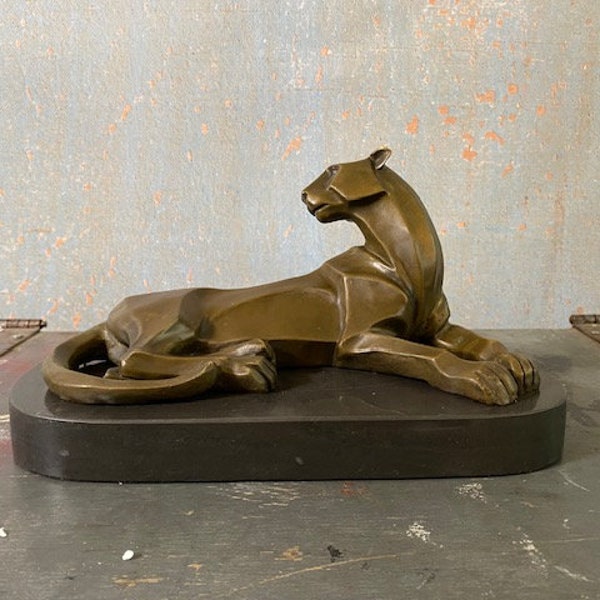 Bronze Leopard Sculpture: A Majestic Addition to Your Collection by Barye